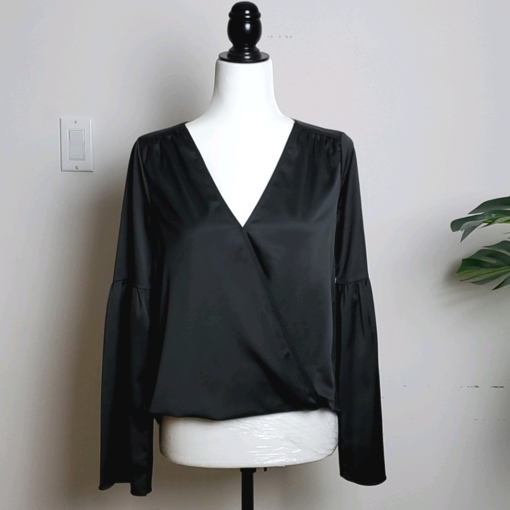 Highline collective black Top Size XS